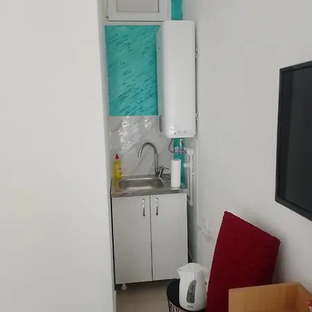 Lav Sremska Mitrovica